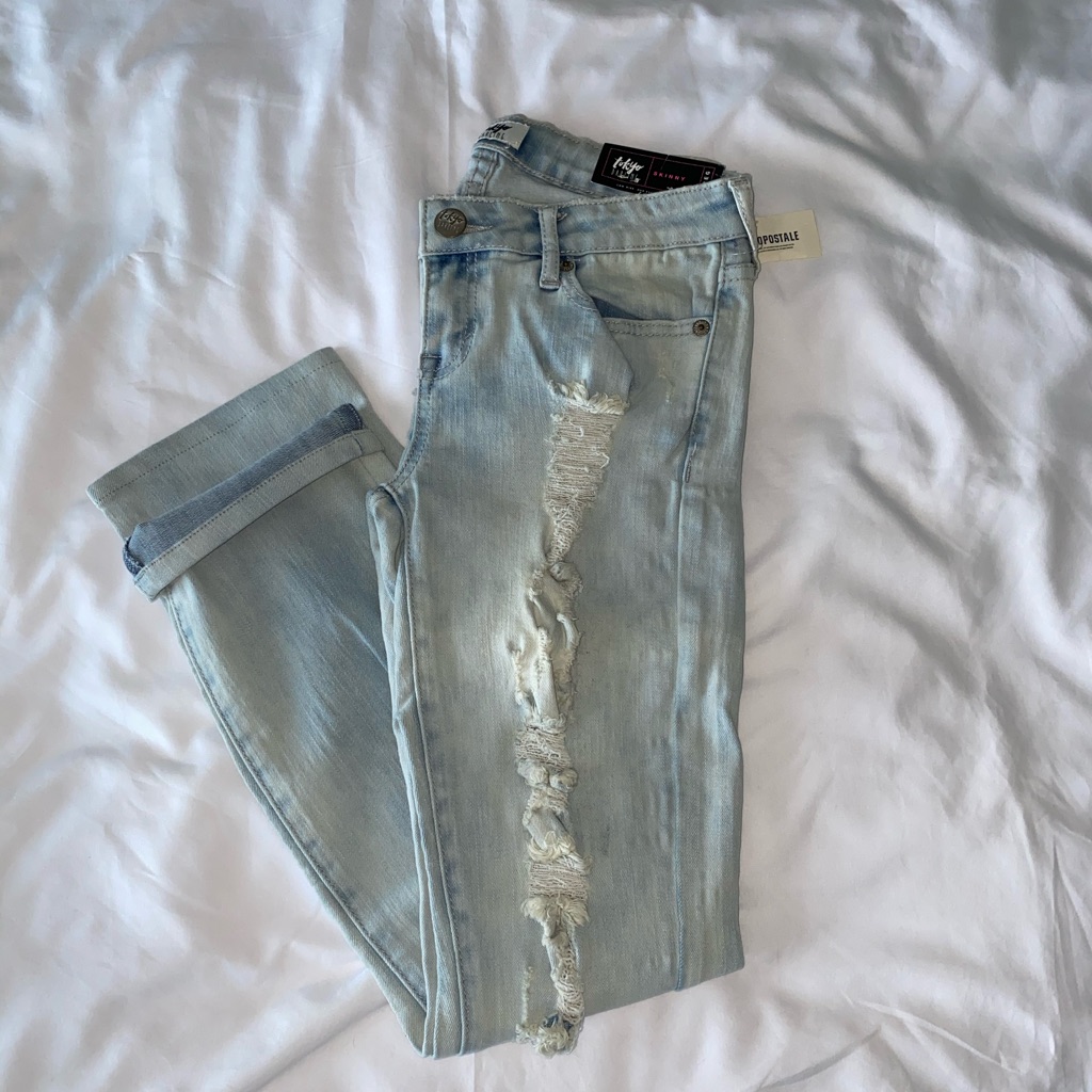Light Wash Destroyed Skinny Jeans